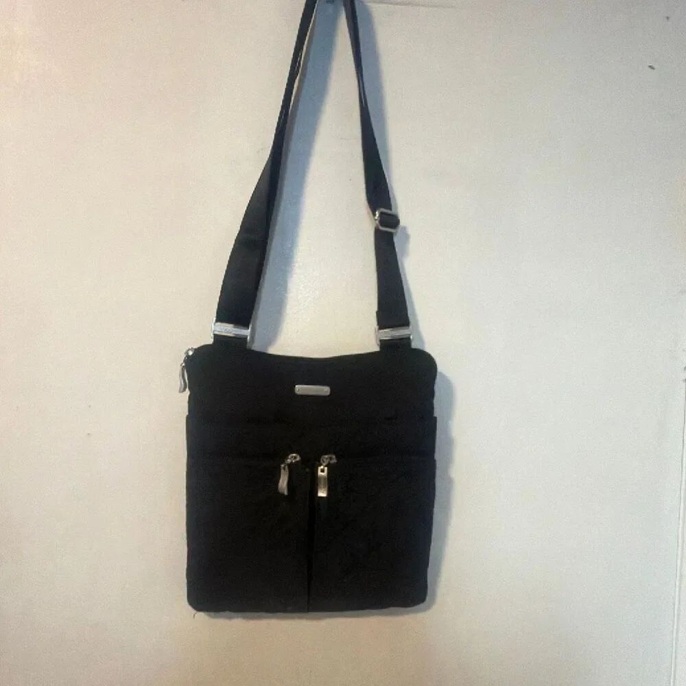 Baggalini Horizon Black Quilted Crossbody Bag